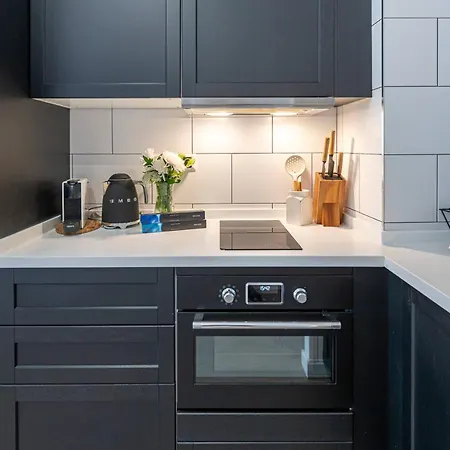 En Milla De Oro A 5 Min Andando De La Playa Marbella